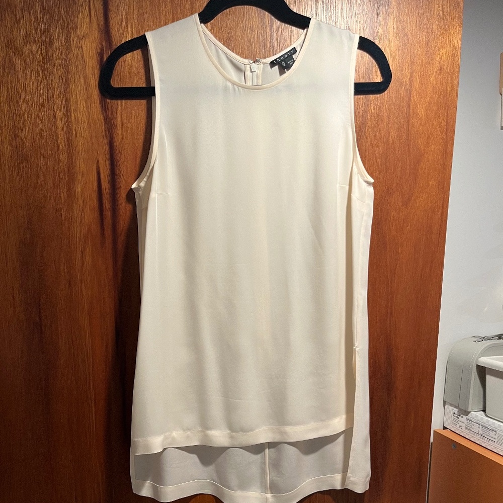 Vintage Theory Top